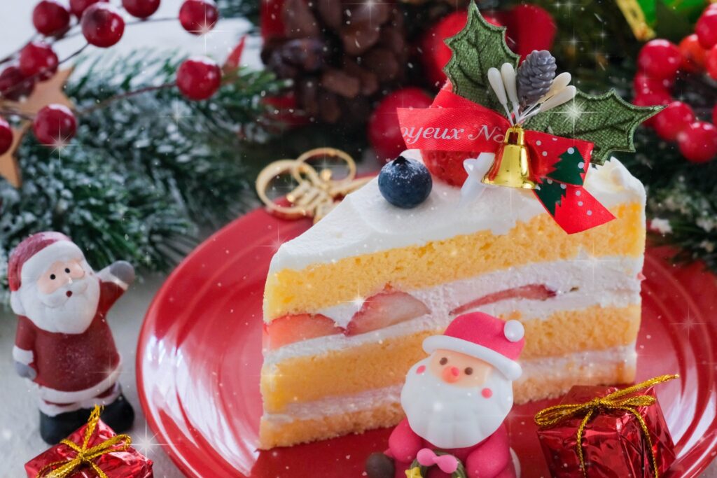 クリスマスケーキとサンタクロース